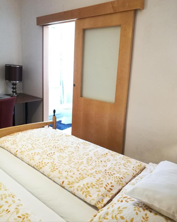 Gaestezimmer & Apartment Mayrhofer ไวด์โฮเฟิน อัน แดร์อิบส์ ภายนอก รูปภาพ
